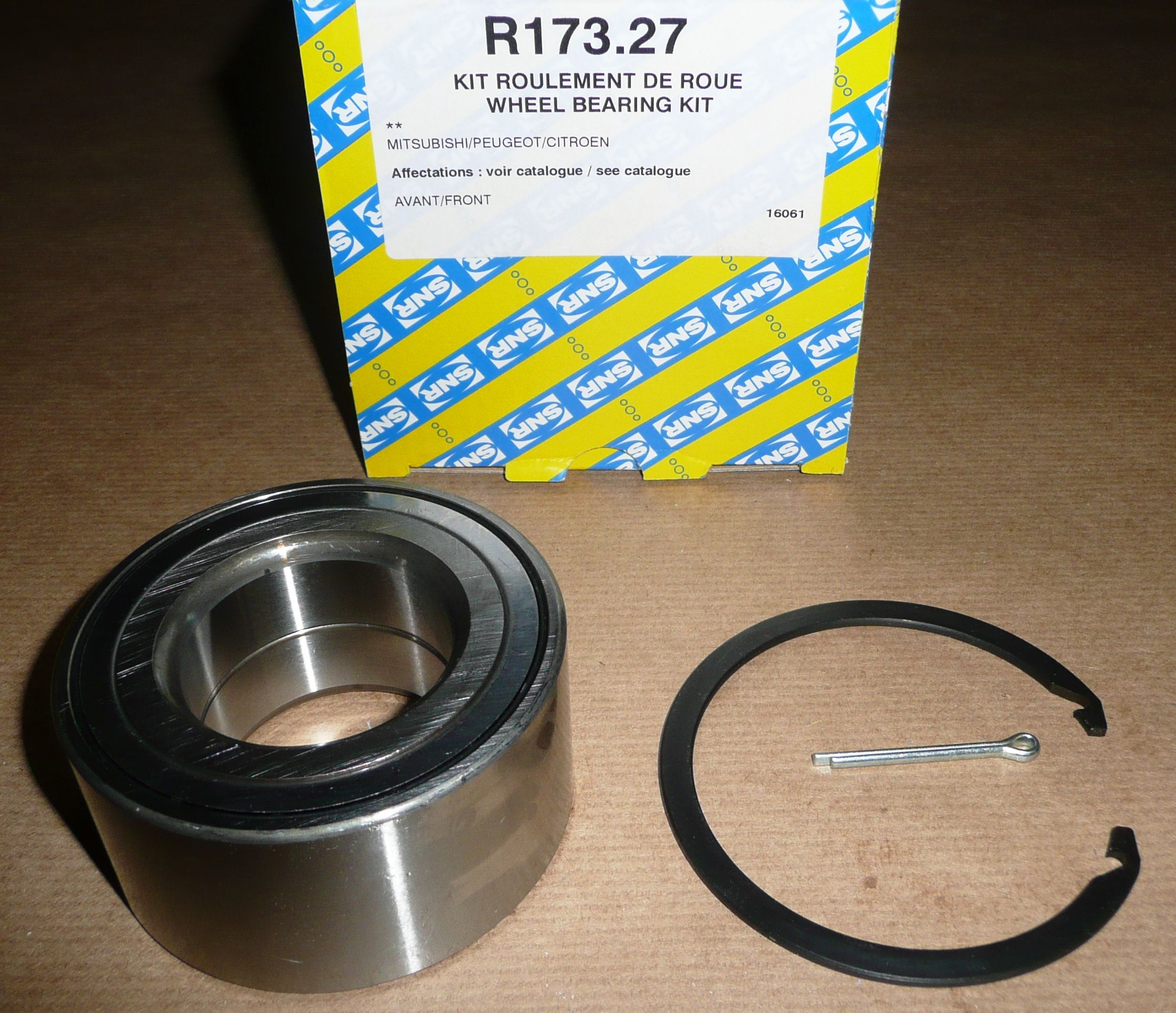 SNR R173.27 ŁOŻYSKO KPL.PRZÓD C C-CROSSER,C4-AIRCROS